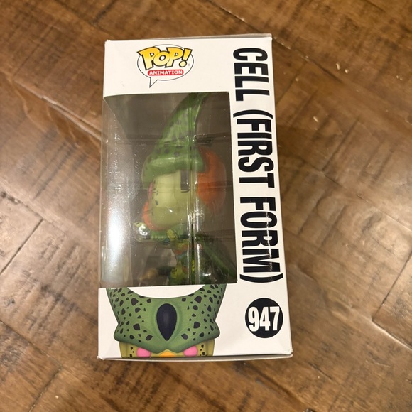 Funko Pop! Dragon Ball Cell (First Form) Glows GITD Walmart Exclusive #947 - Picture 2 of 7